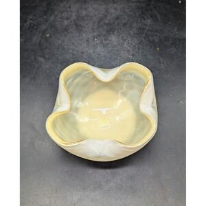 Vintage‎ Murano Art Glass Mid Century White Opalescent Ashtray Candy Dish 4"